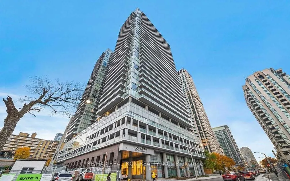 Photo 1 of Unit 2806, 99 Broadway Avenue, Toronto, Mount Pleasant West — HOMEH