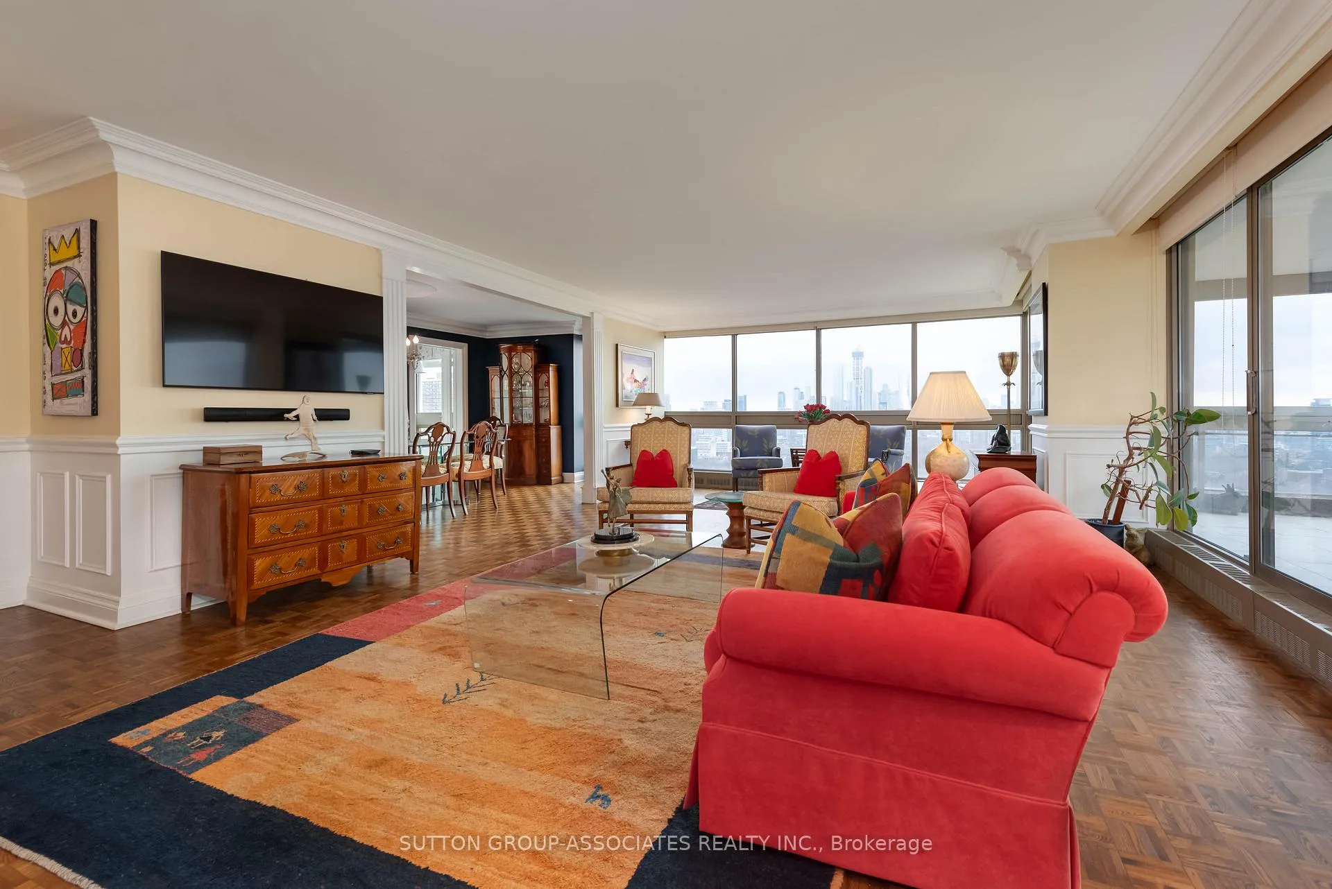 Photo 10 of Unit 1602, 61 St Clair Avenue W, Toronto, Yonge-St. Clair — HOMEH