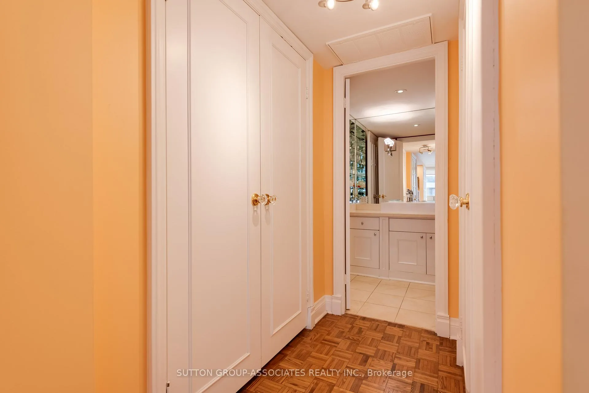 Photo 30 of Unit 1602, 61 St Clair Avenue W, Toronto, Yonge-St. Clair — HOMEH