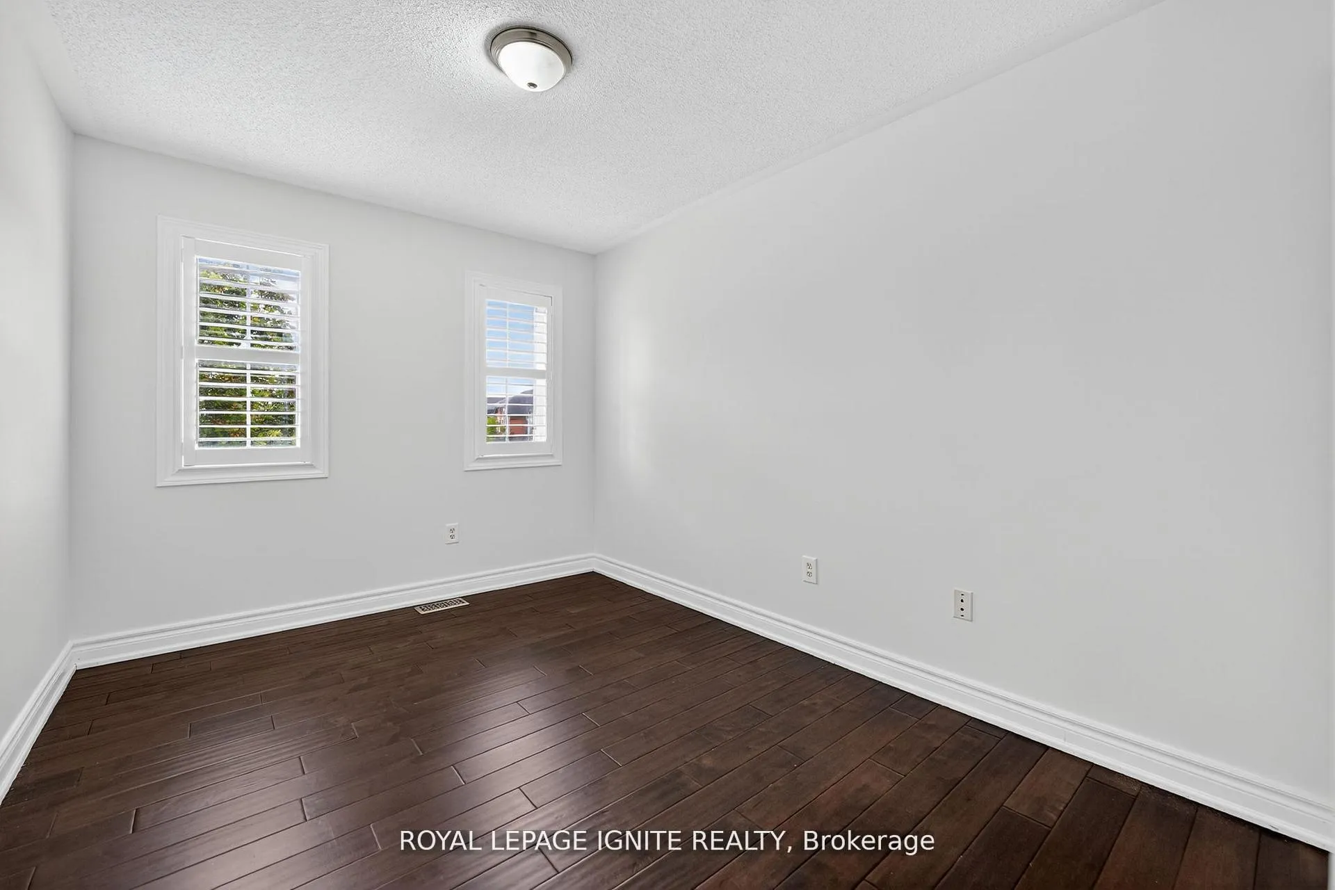 Photo 27 of 71 Norland Circle, Oshawa, Windfields — HOMEH