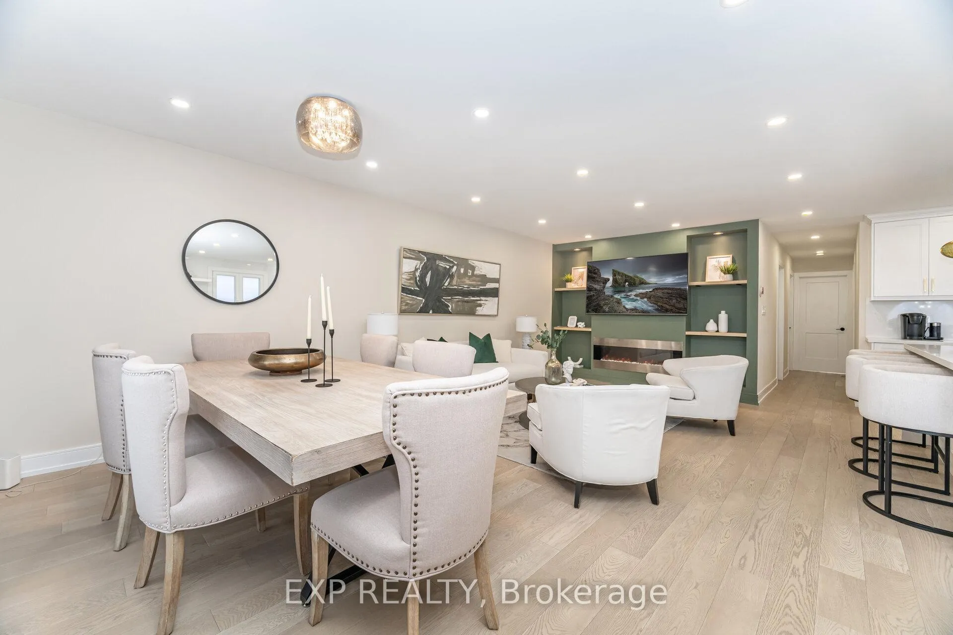 Photo 18 of 7 Boyne Highlands Court, Vaughan, Concord — HOMEH