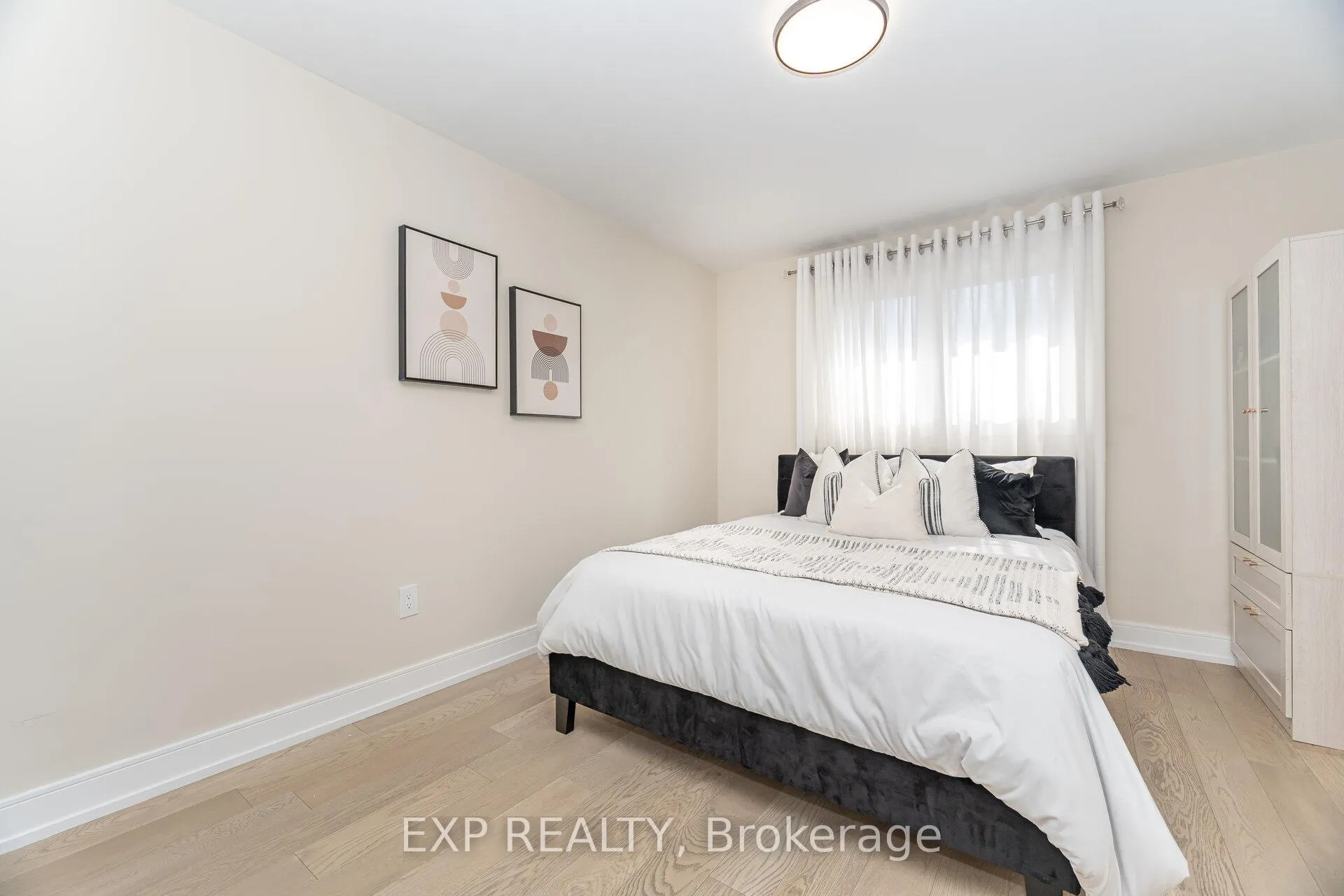 Photo 19 of 7 Boyne Highlands Court, Vaughan, Concord — HOMEH