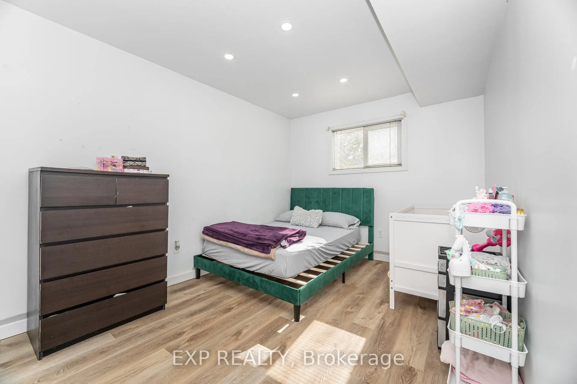 Photo 35 of 7 Boyne Highlands Court, Vaughan, Concord — HOMEH