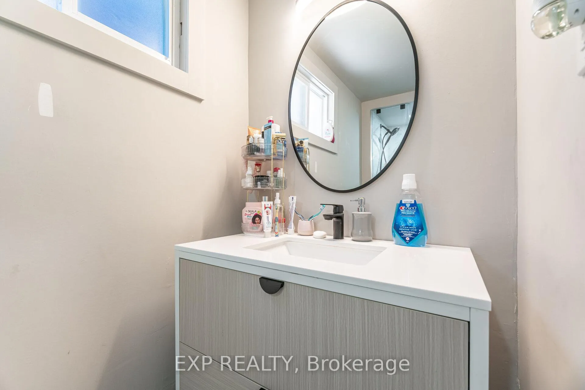 Photo 37 of 7 Boyne Highlands Court, Vaughan, Concord — HOMEH