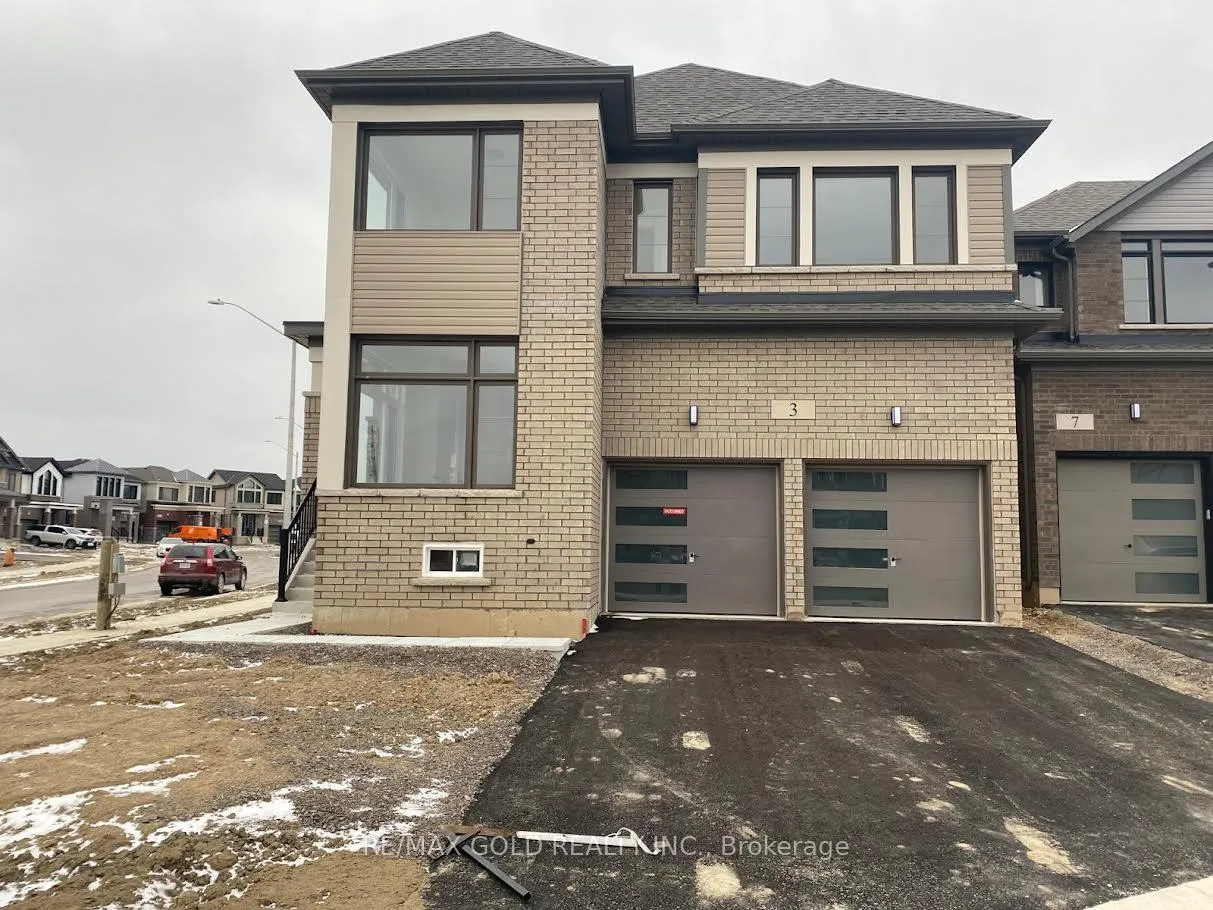 Front of 3 Pinnacle Court