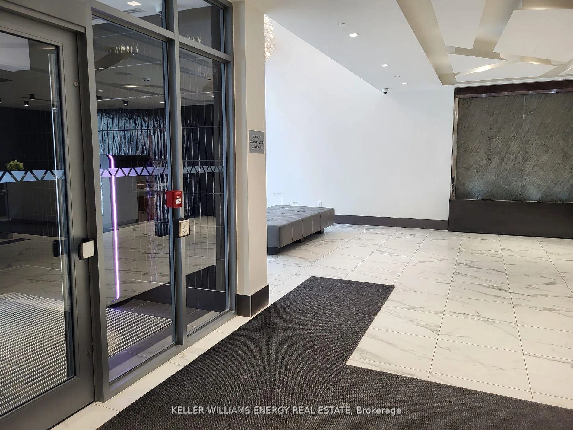 Photo 3 of Unit 513, 50 Dunfield Avenue, Toronto, Mount Pleasant West — HOMEH