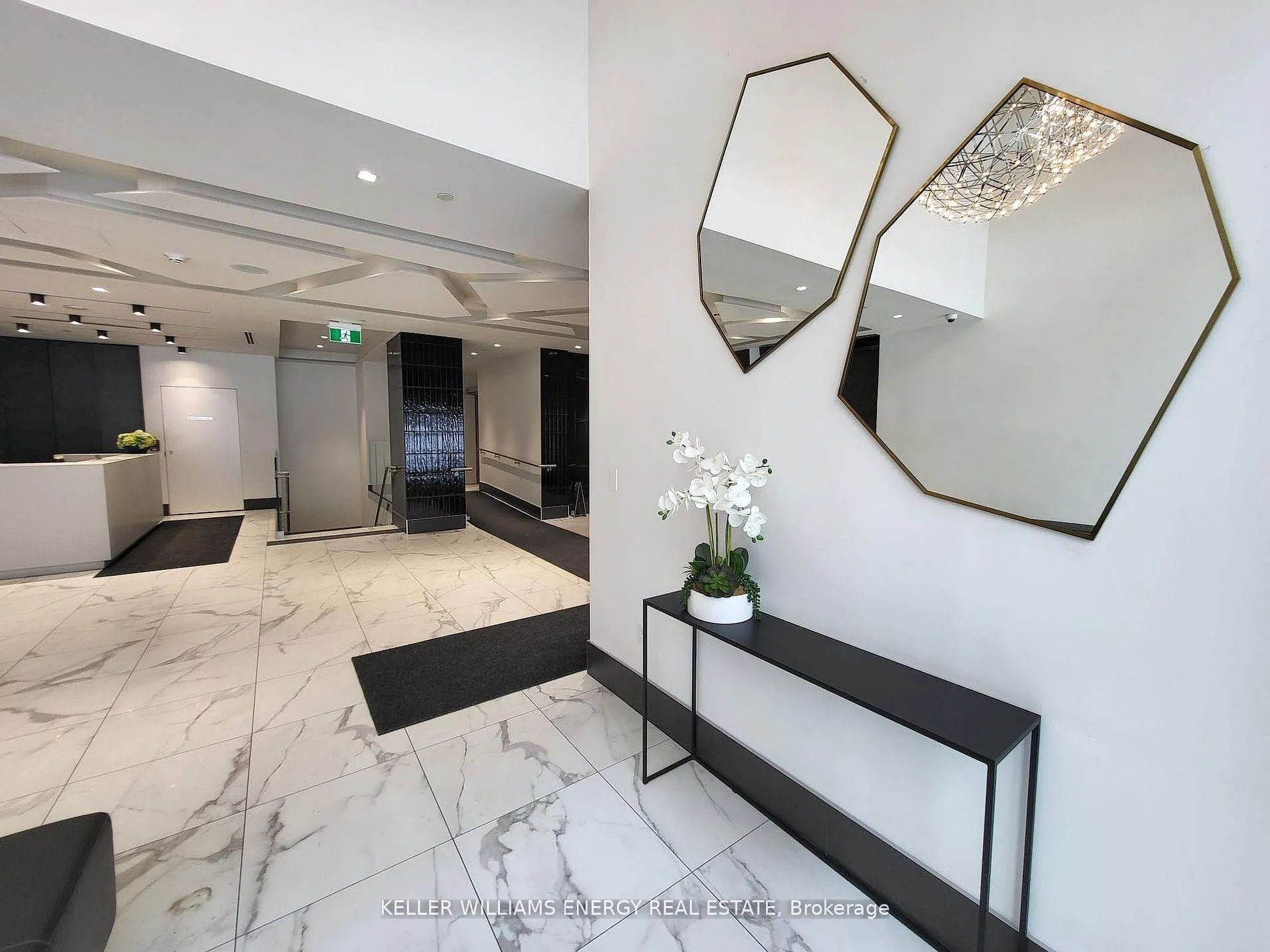 Photo 7 of Unit 513, 50 Dunfield Avenue, Toronto, Mount Pleasant West — HOMEH