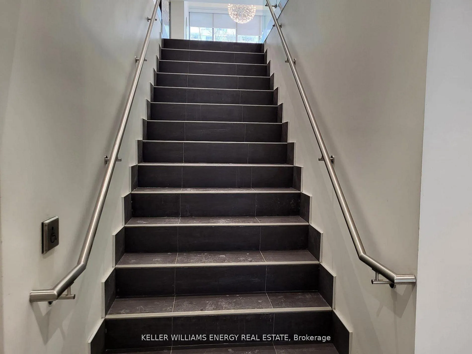 Photo 12 of Unit 513, 50 Dunfield Avenue, Toronto, Mount Pleasant West — HOMEH