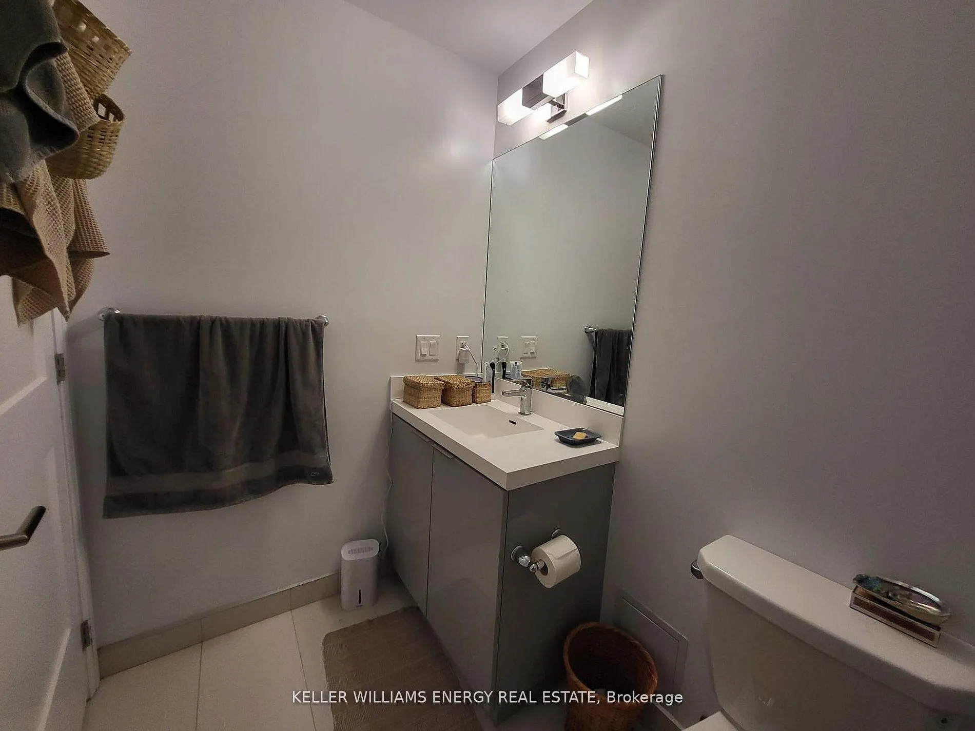Photo 18 of Unit 513, 50 Dunfield Avenue, Toronto, Mount Pleasant West — HOMEH