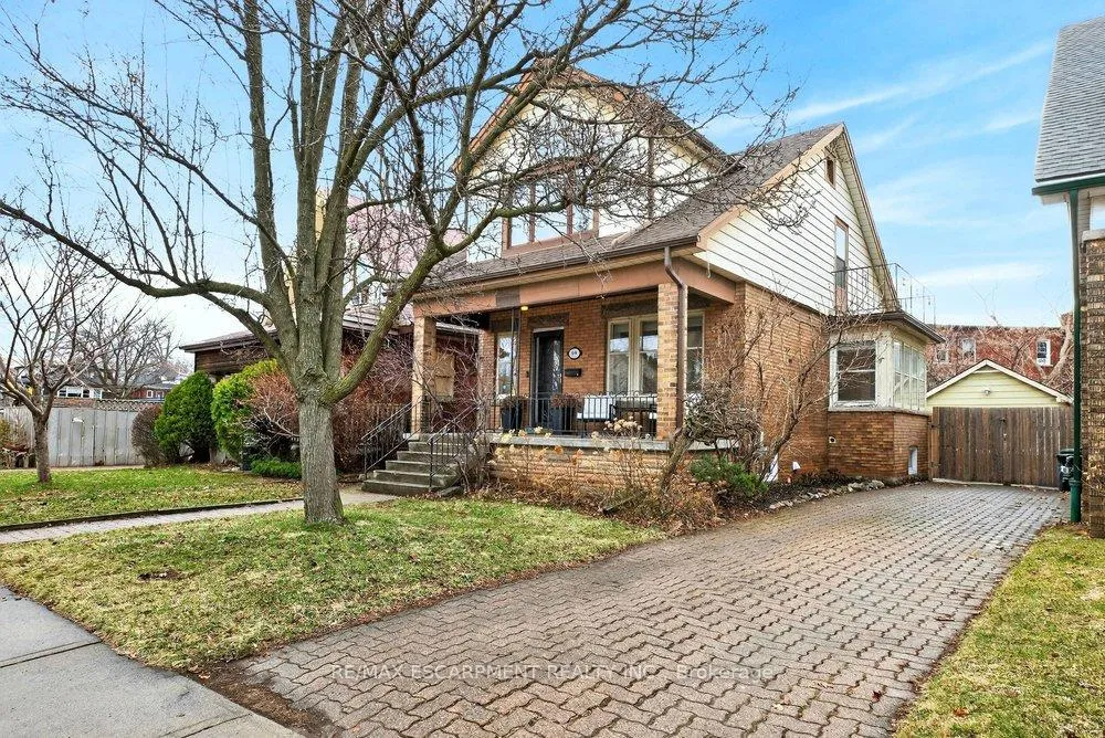 Photo 1 of 69 Balmoral Avenue S, Hamilton, Delta — HOMEH