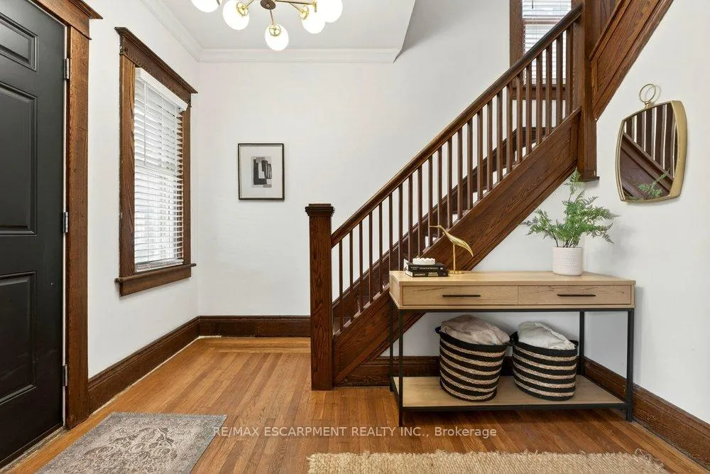 Photo 18 of 69 Balmoral Avenue S, Hamilton, Delta — HOMEH