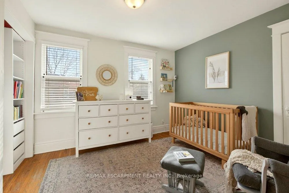 Photo 27 of 69 Balmoral Avenue S, Hamilton, Delta — HOMEH