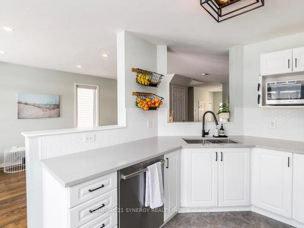 Photo 14 of 167 Romina Street, Ottawa, Kanata - Emerald Meadows/Trailwest — HOMEH