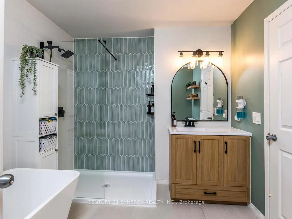 Photo 26 of 167 Romina Street, Ottawa, Kanata - Emerald Meadows/Trailwest — HOMEH