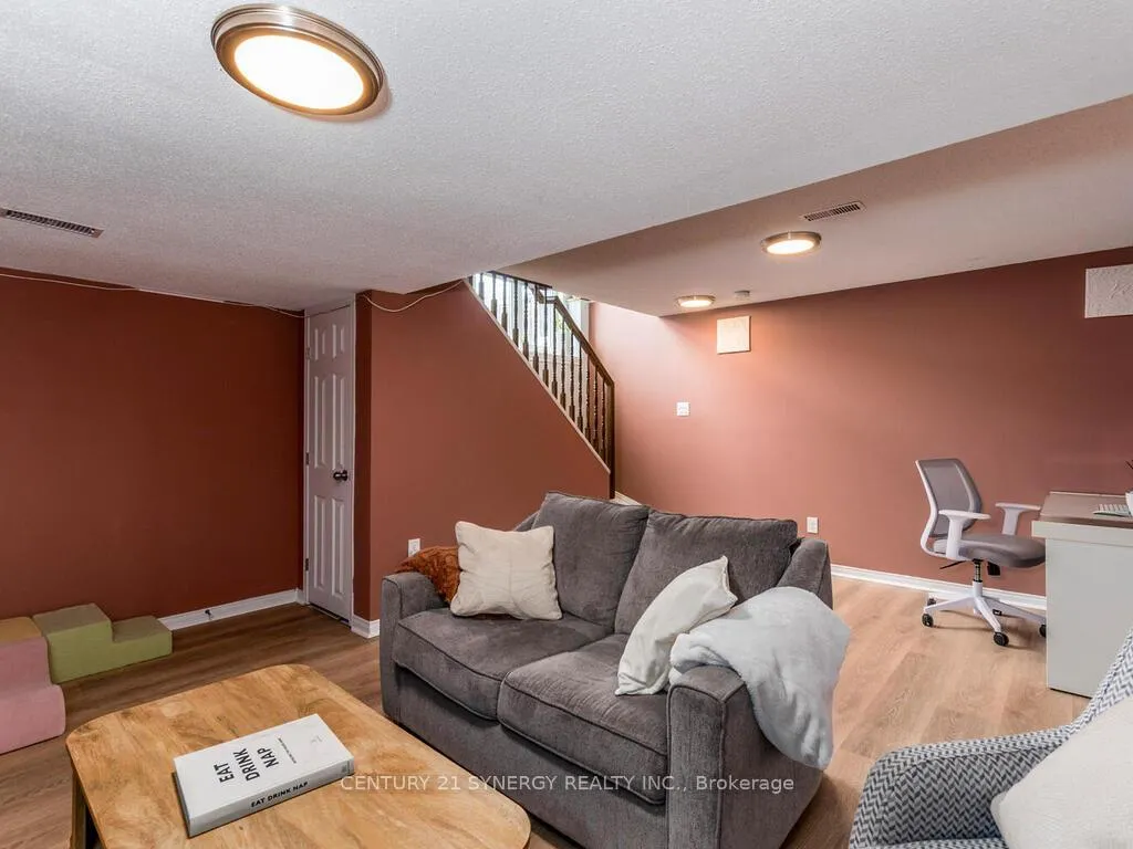 Photo 32 of 167 Romina Street, Ottawa, Kanata - Emerald Meadows/Trailwest — HOMEH