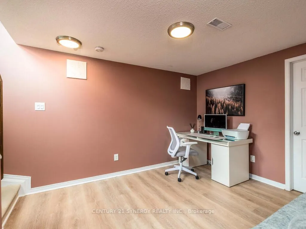 Photo 33 of 167 Romina Street, Ottawa, Kanata - Emerald Meadows/Trailwest — HOMEH