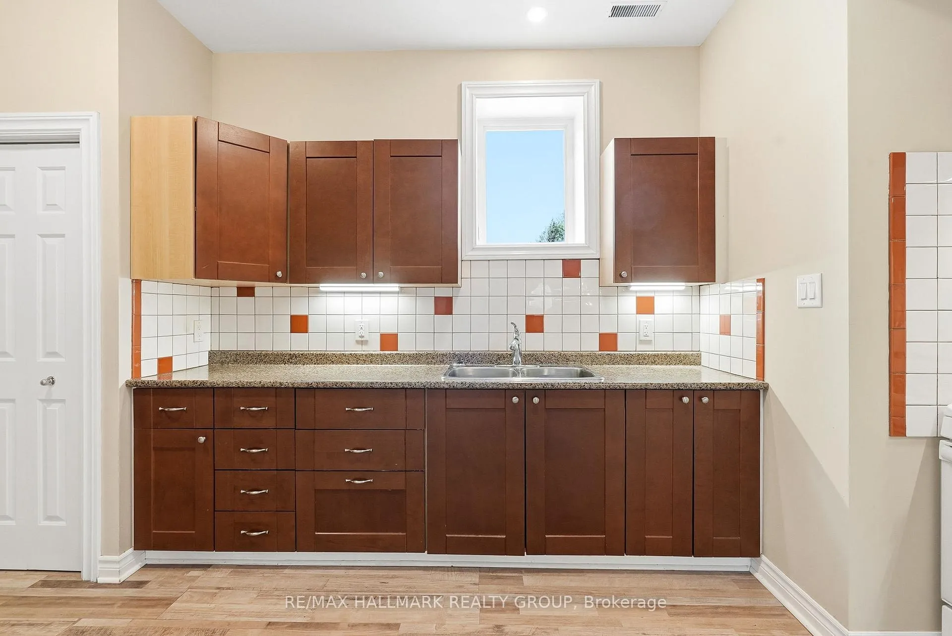 Photo 31 of 7055 Shadow Ridge Drive, Ottawa, Greely — HOMEH