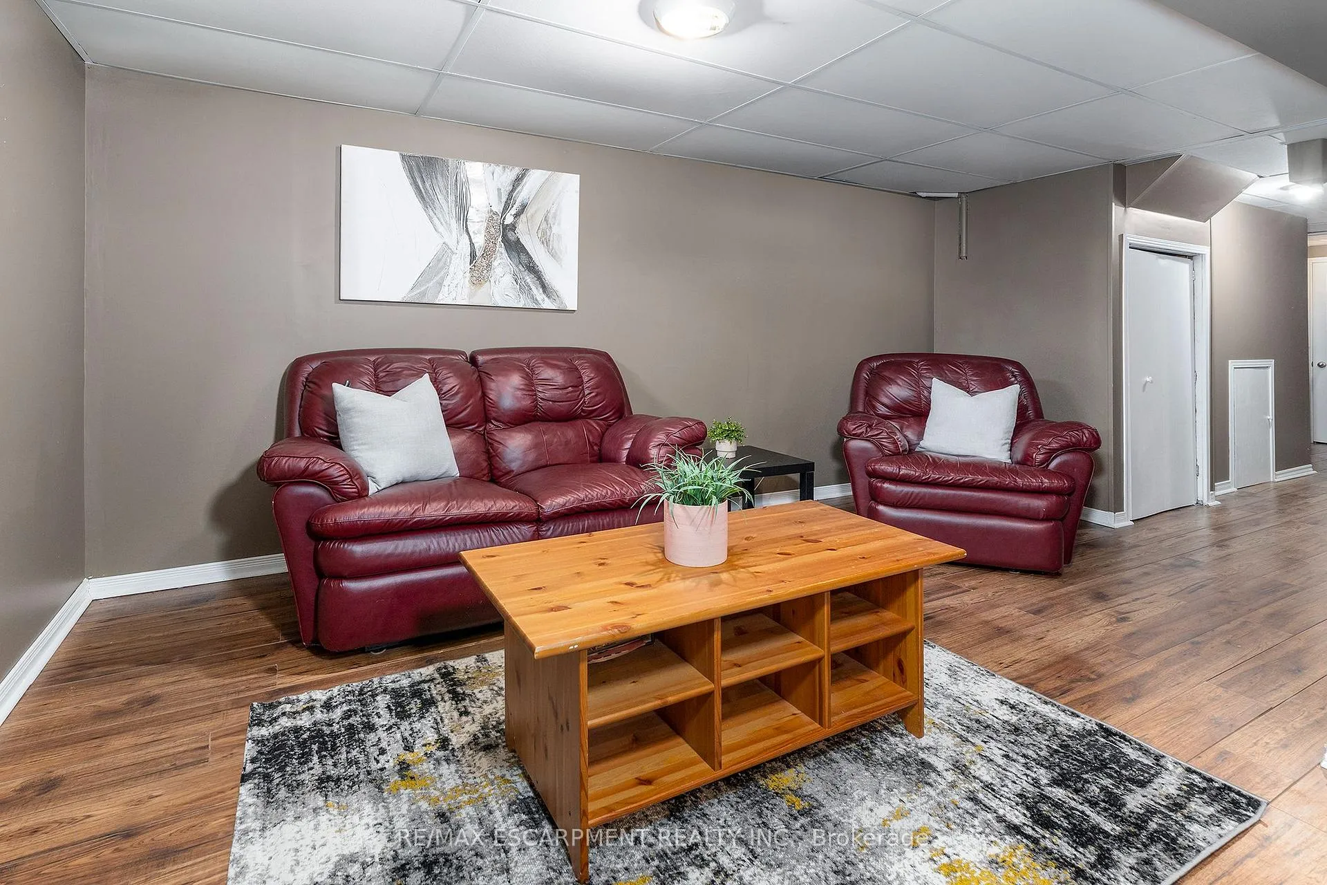 Photo 13 of 80 Foxborough Drive, Hamilton, Ancaster — HOMEH