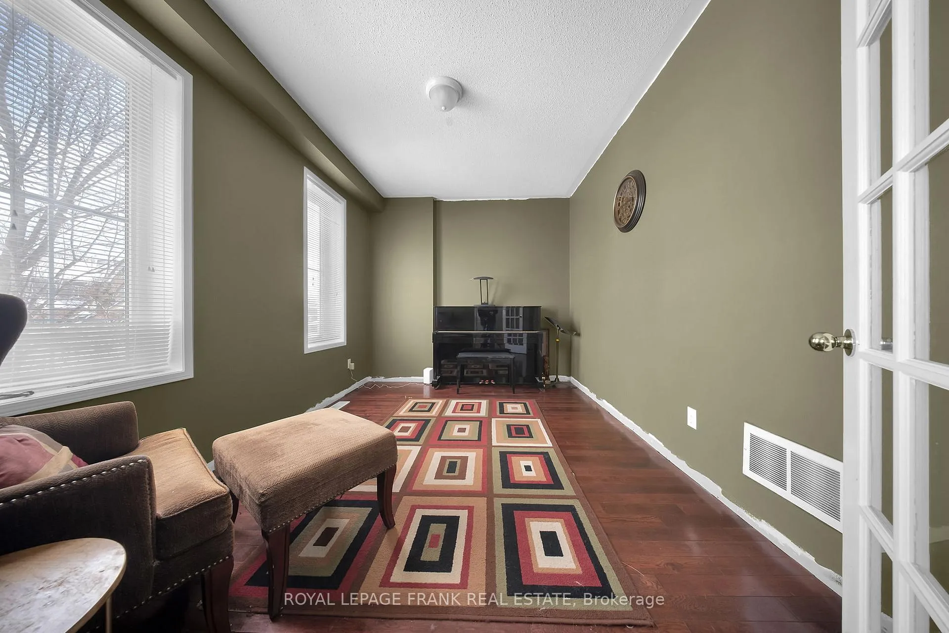 Photo 4 of 2300 Bridle Road, Oshawa, Windfields — HOMEH