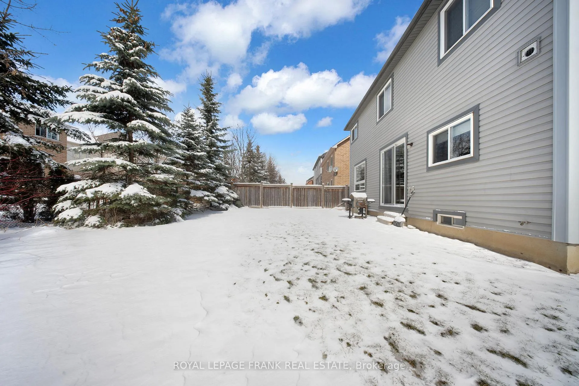Photo 40 of 2300 Bridle Road, Oshawa, Windfields — HOMEH