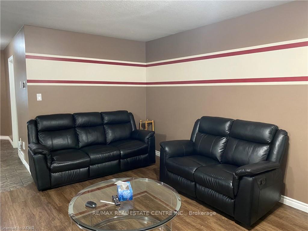 Photo 12 of 226 Bush Clover Crescent, Kitchener — HOMEH
