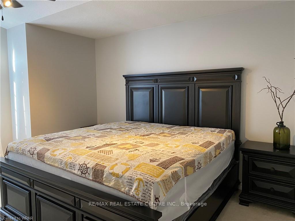 Photo 16 of 226 Bush Clover Crescent, Kitchener — HOMEH