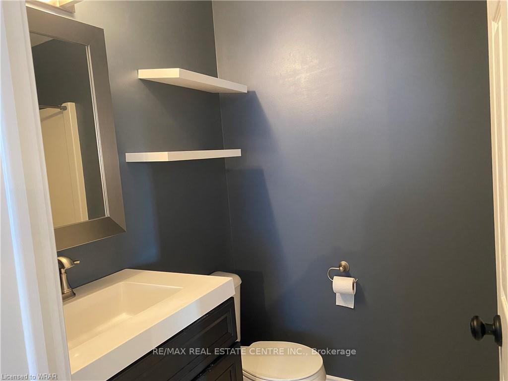Photo 19 of 226 Bush Clover Crescent, Kitchener — HOMEH