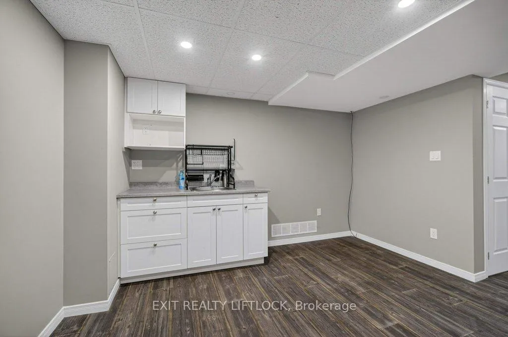 Photo 25 of 1418 Hancox Court, Peterborough, Monaghan Ward 2 — HOMEH