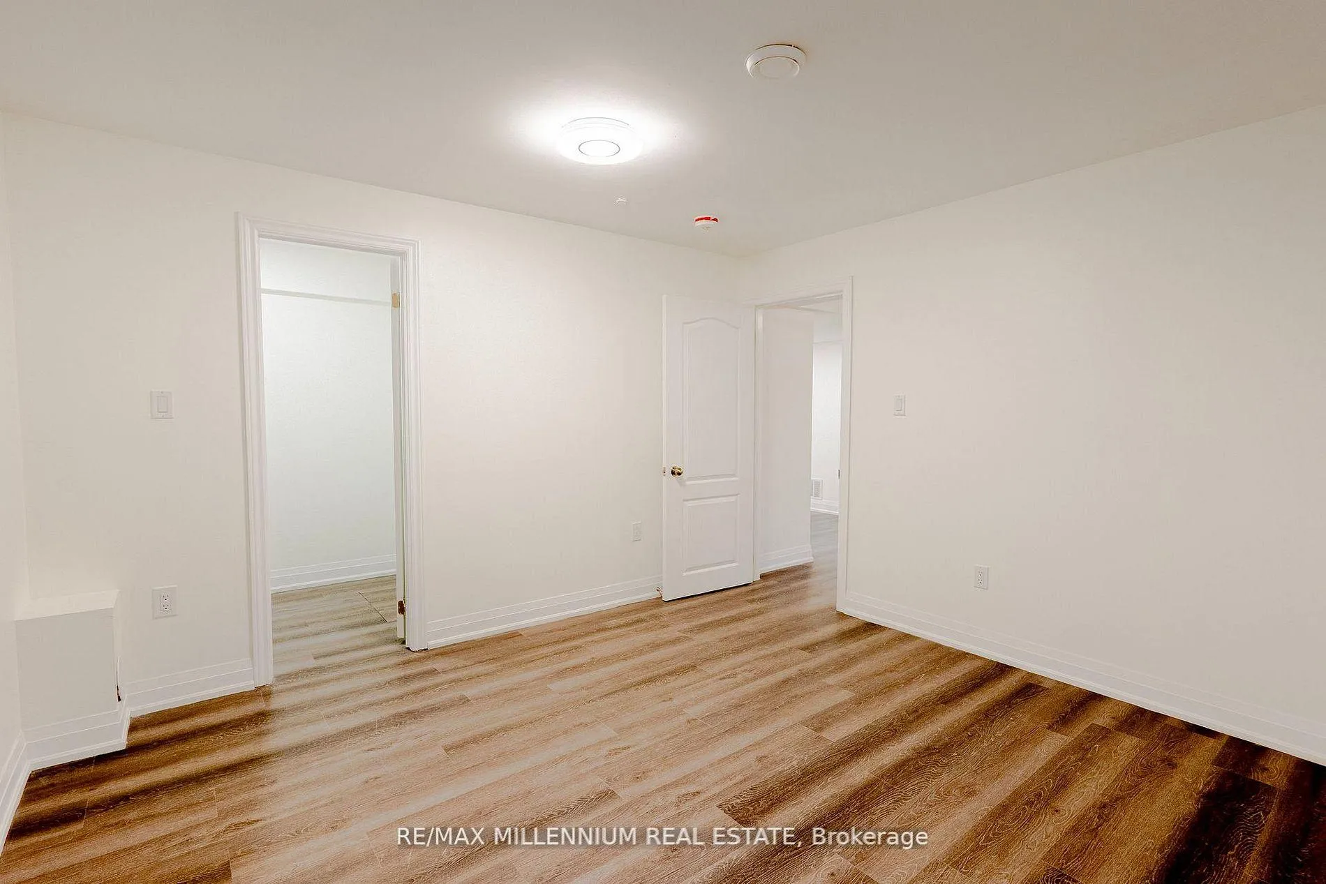 Photo 33 of 1 Bracknell Avenue, Markham, Berczy — HOMEH