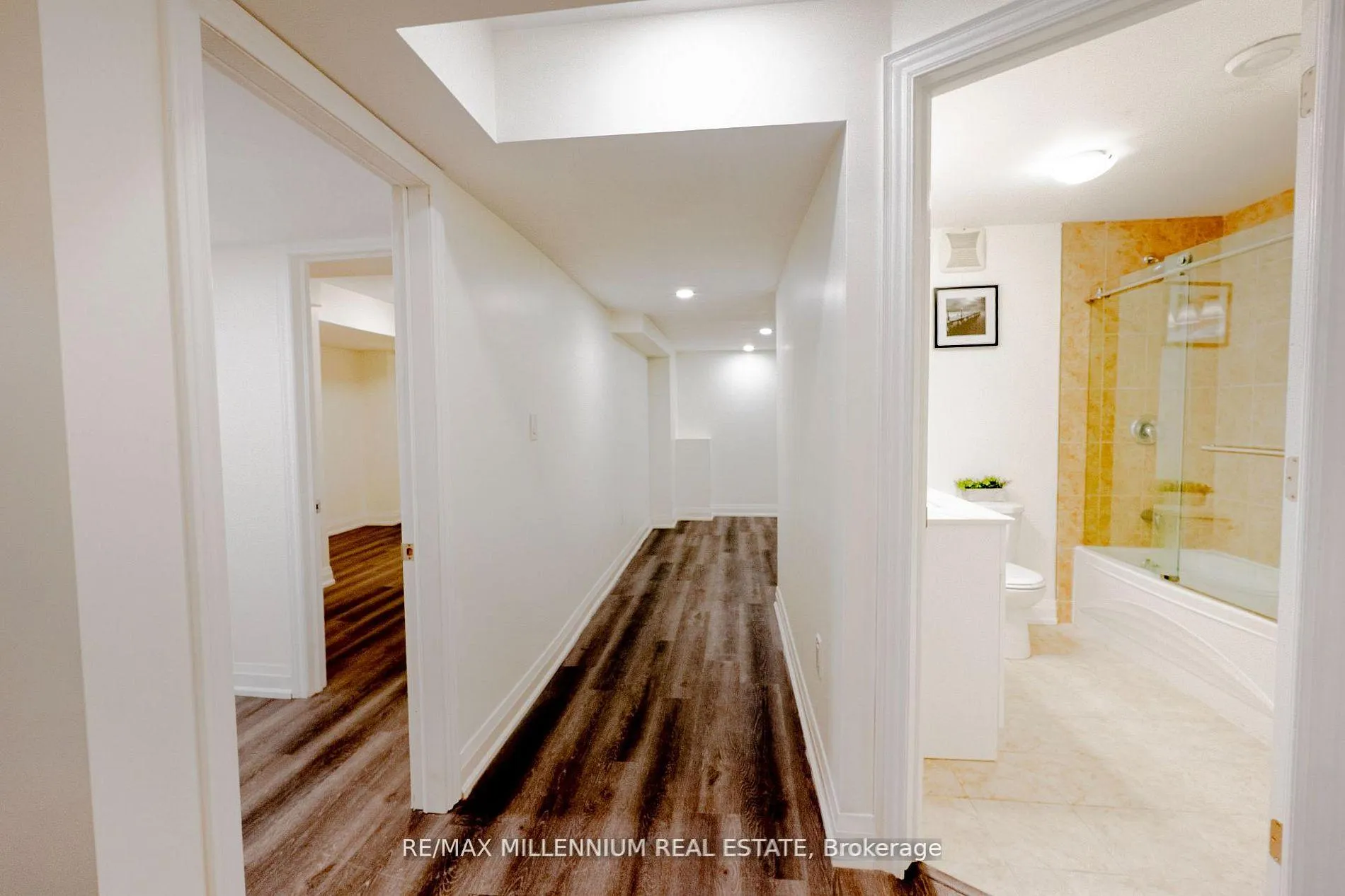 Photo 36 of 1 Bracknell Avenue, Markham, Berczy — HOMEH