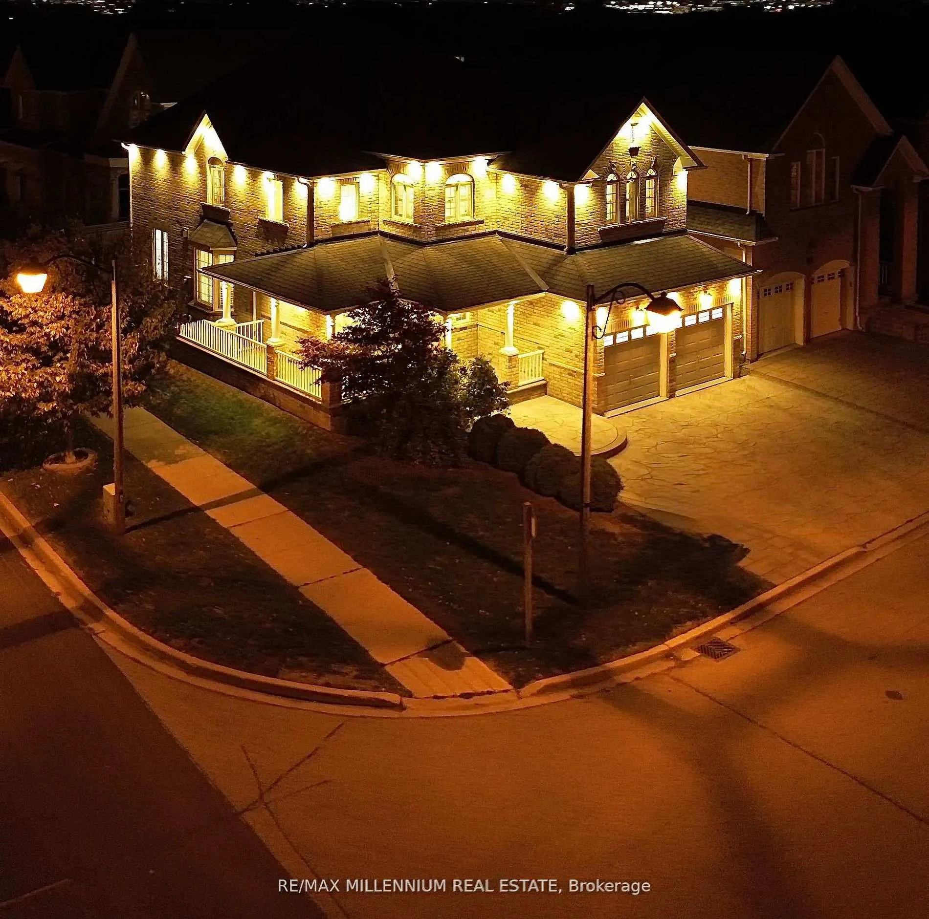 Photo 40 of 1 Bracknell Avenue, Markham, Berczy — HOMEH
