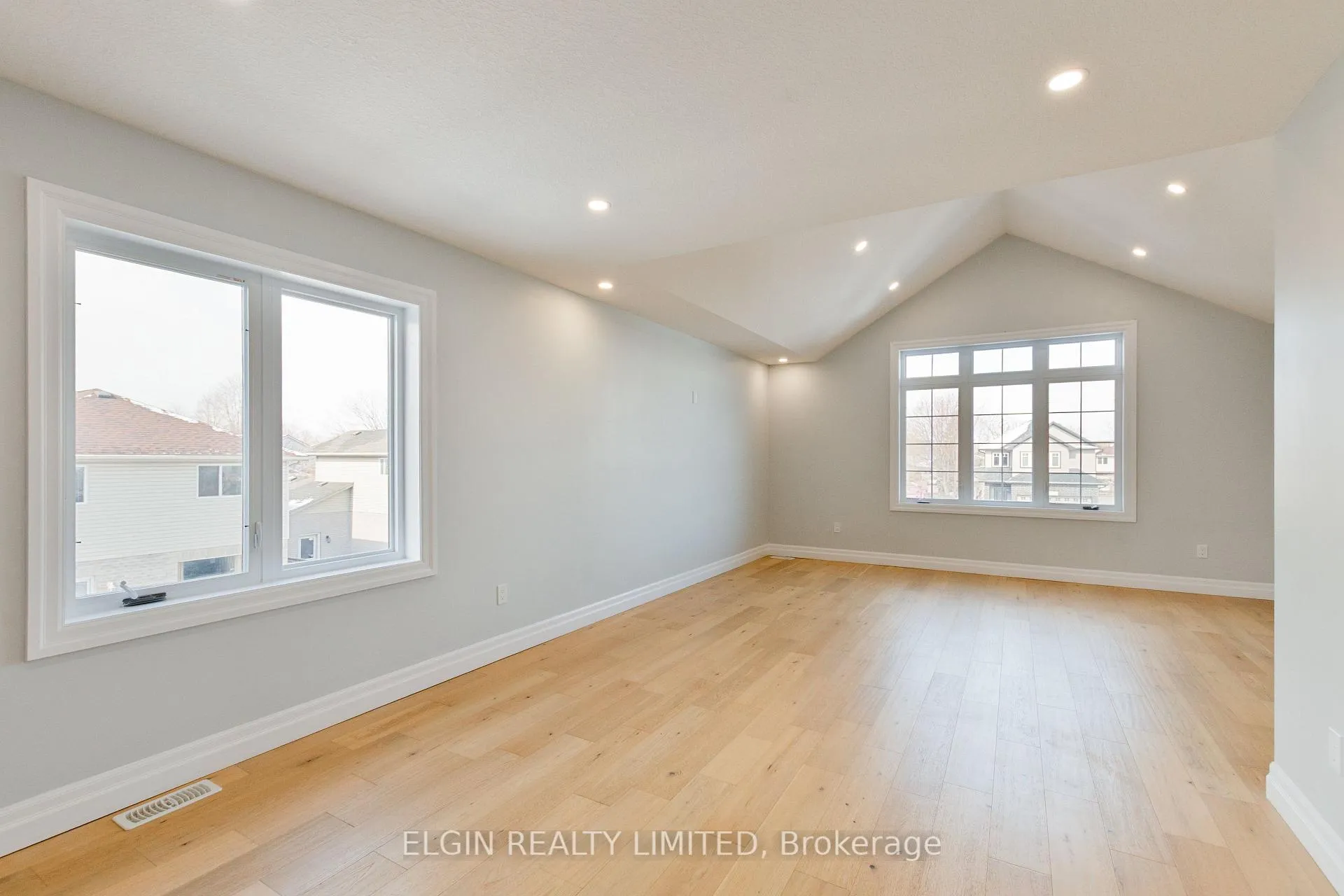 Photo 13 of 41531 Florence Court, Southwold, Rural Southwold — HOMEH
