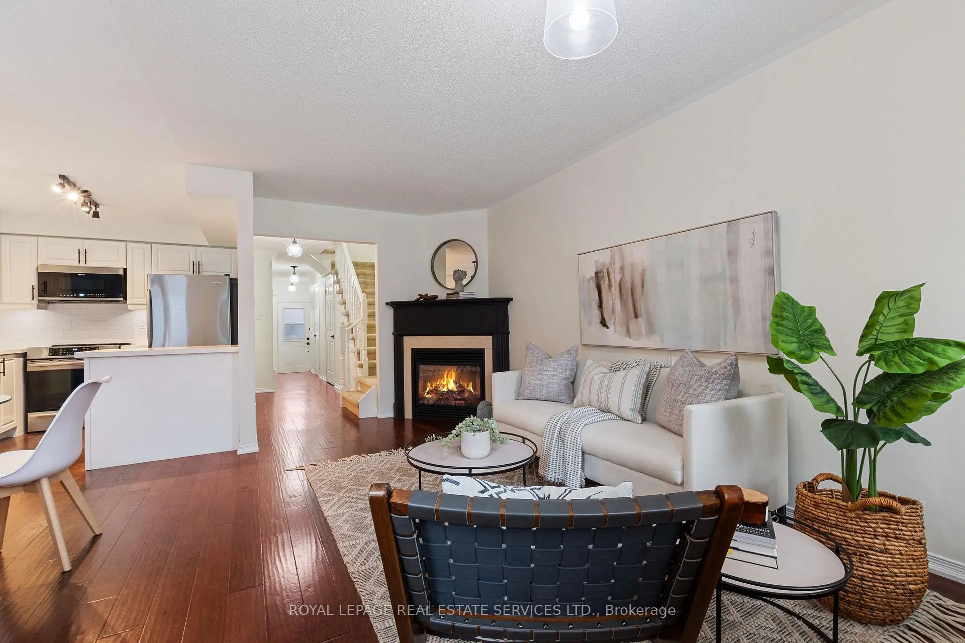 Photo 17 of 1824 McCoy Avenue, Burlington, Uptown — HOMEH