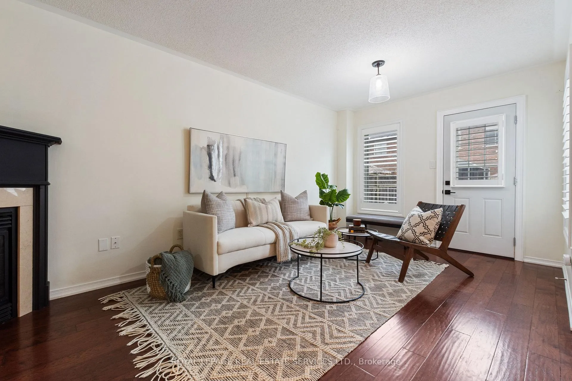 Photo 18 of 1824 McCoy Avenue, Burlington, Uptown — HOMEH