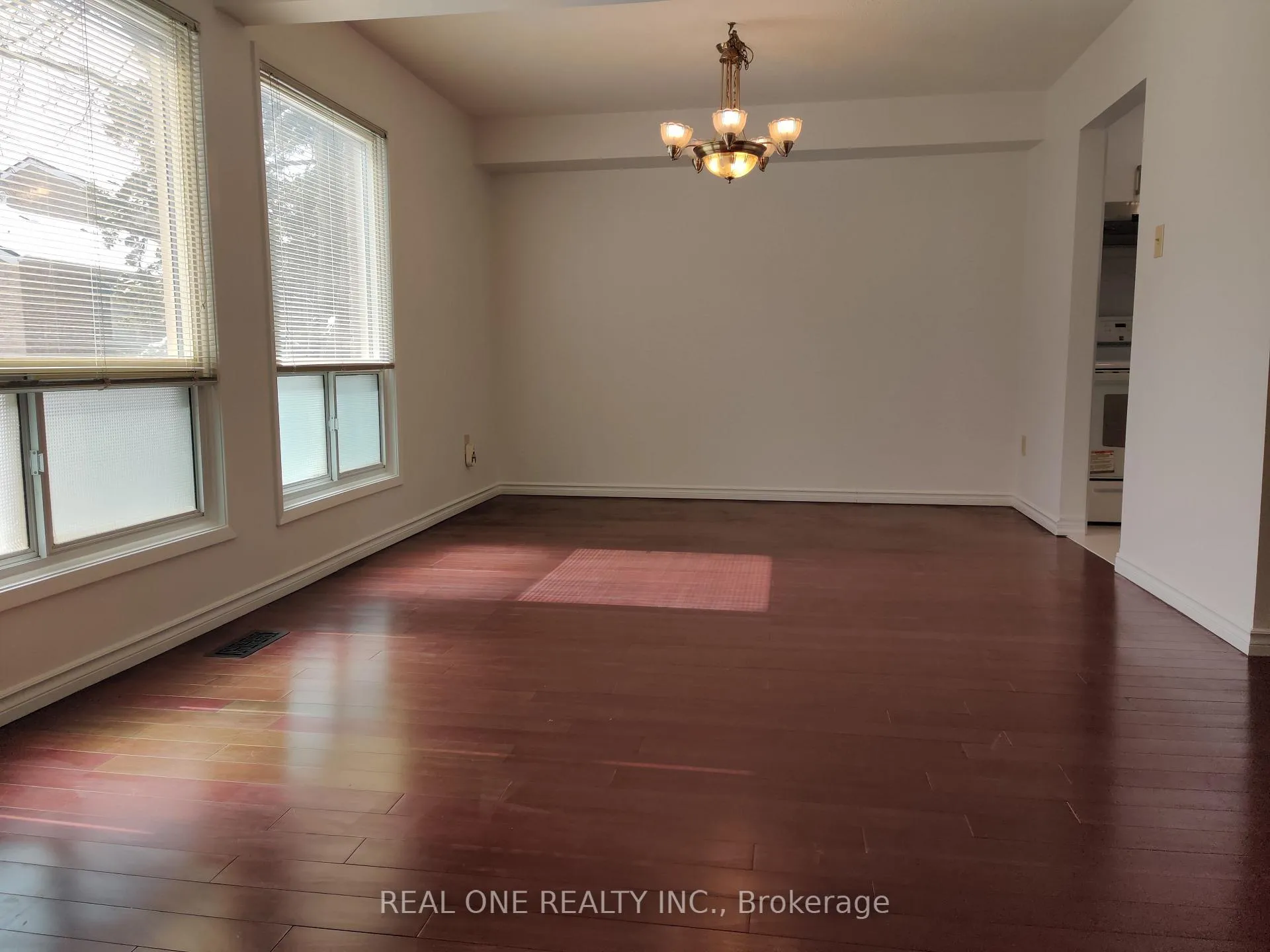 Photo 15 of Unit 50, 646 Village Parkway, Markham, Unionville — HOMEH