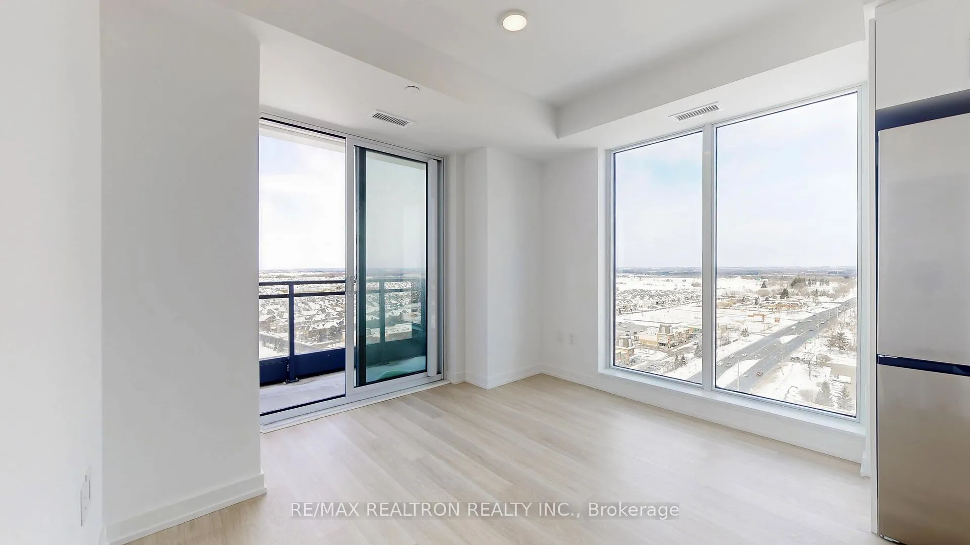 Photo 14 of Unit 1909, 9763 Markham Road, Markham, Greensborough — HOMEH