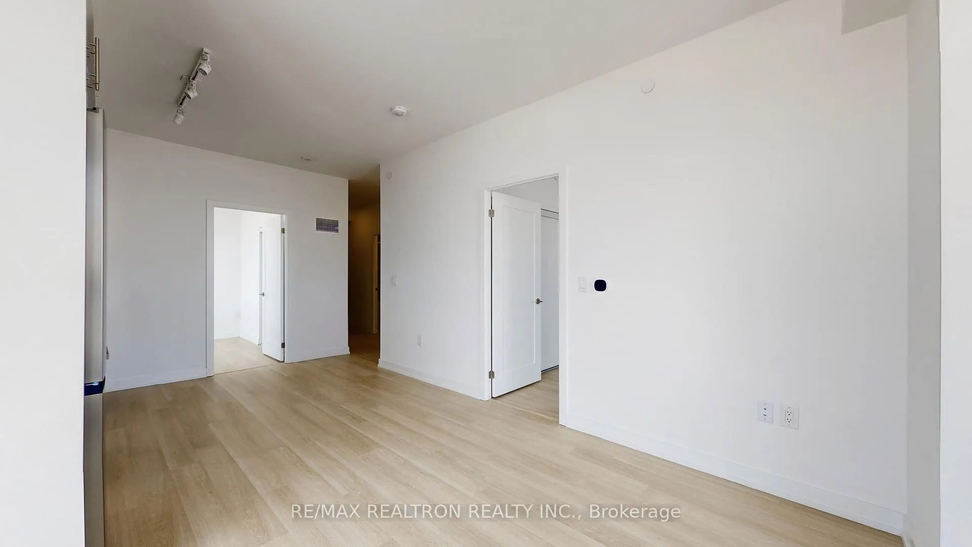 Photo 17 of Unit 1909, 9763 Markham Road, Markham, Greensborough — HOMEH