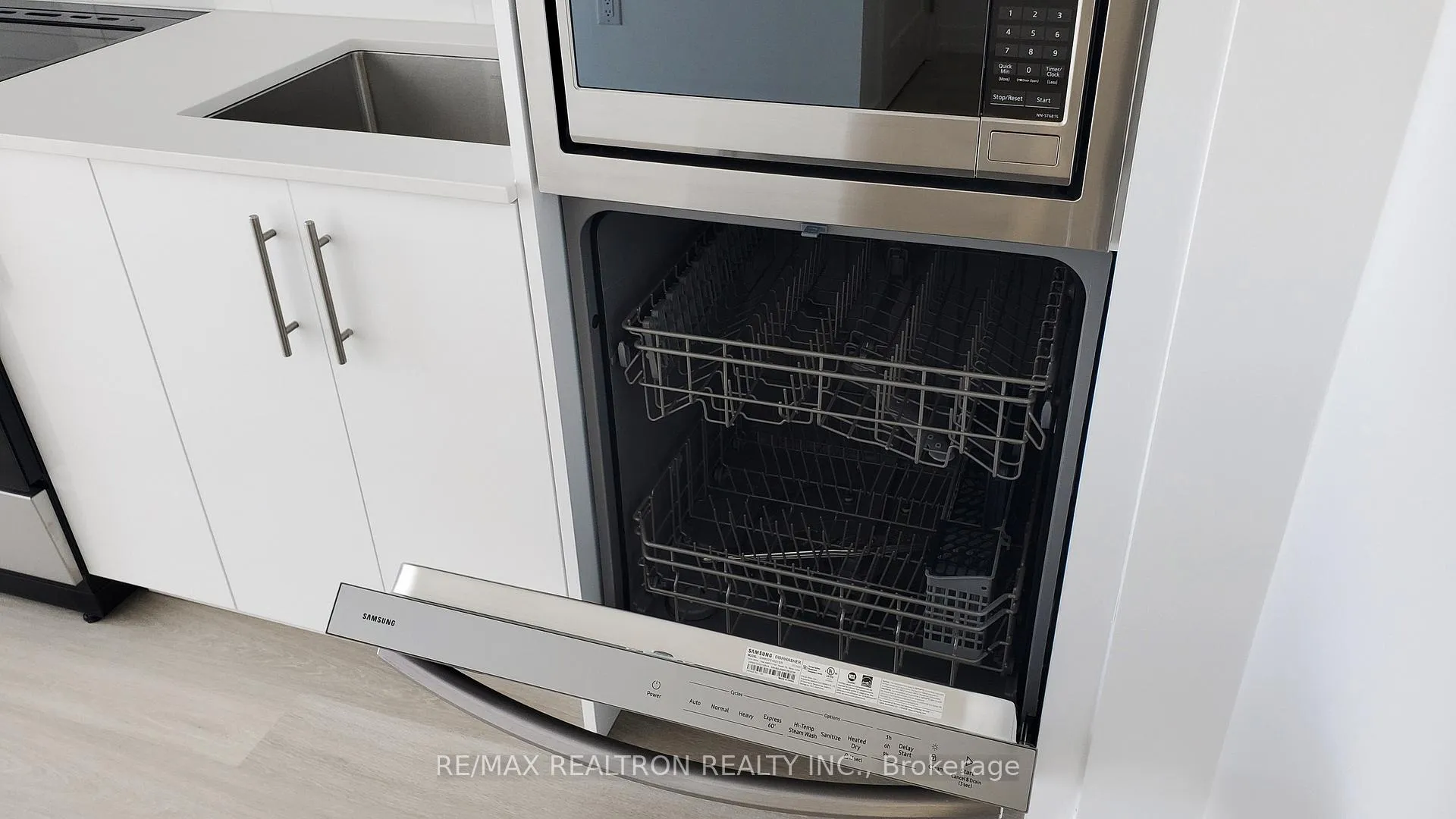 Photo 24 of Unit 1909, 9763 Markham Road, Markham, Greensborough — HOMEH