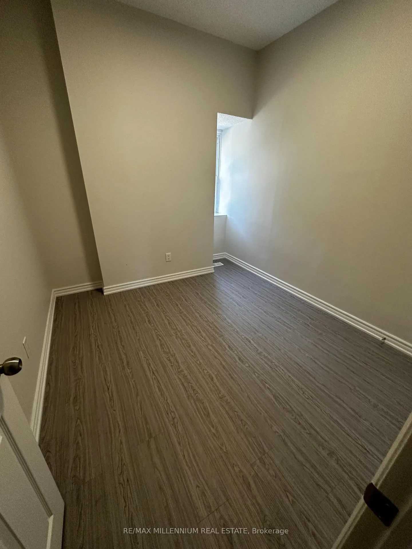 Photo 5 of Unit APT 2, 25 Howard Street, Toronto, North St. James Town — HOMEH