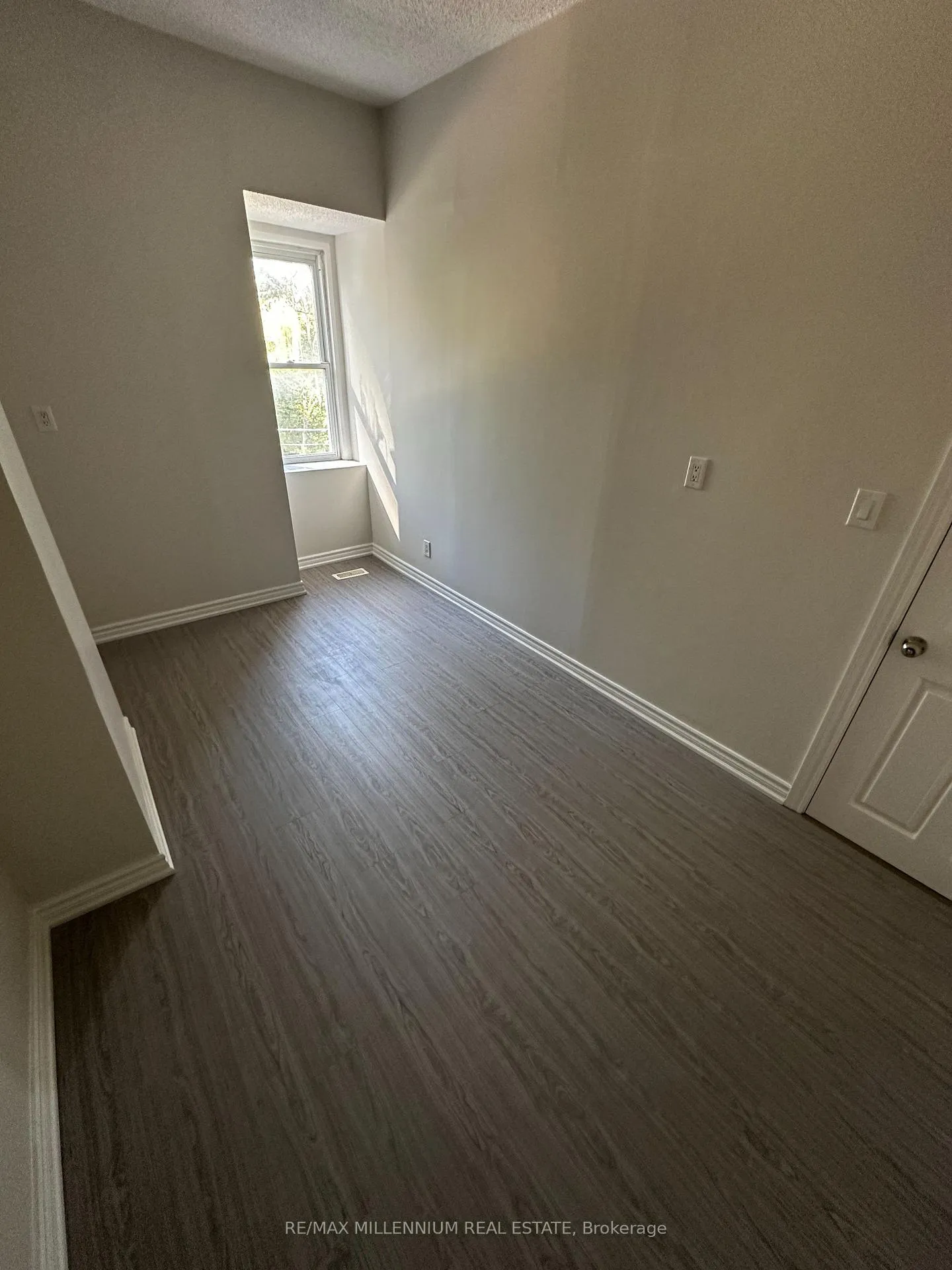 Photo 7 of Unit APT 2, 25 Howard Street, Toronto, North St. James Town — HOMEH