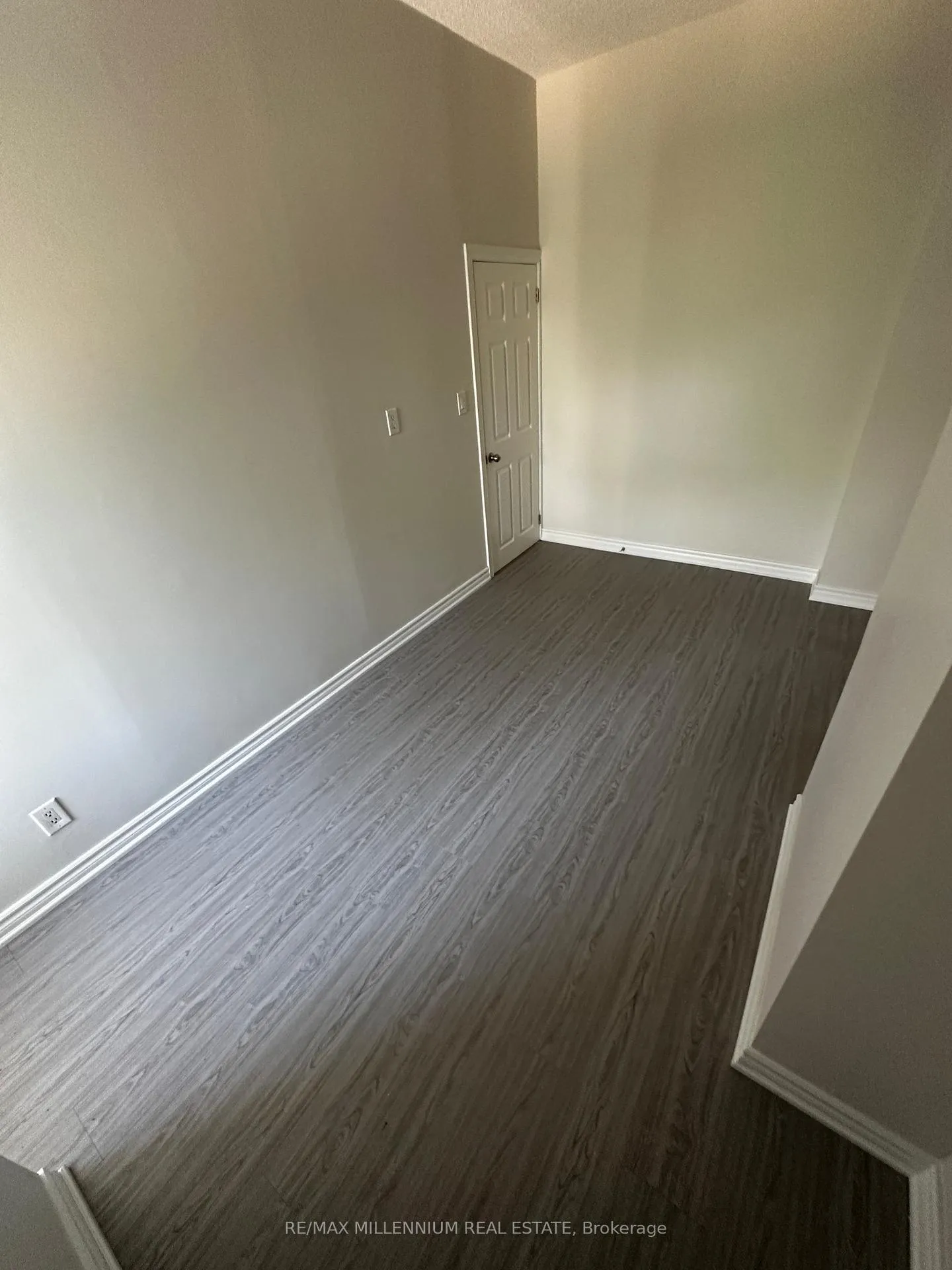 Photo 8 of Unit APT 2, 25 Howard Street, Toronto, North St. James Town — HOMEH