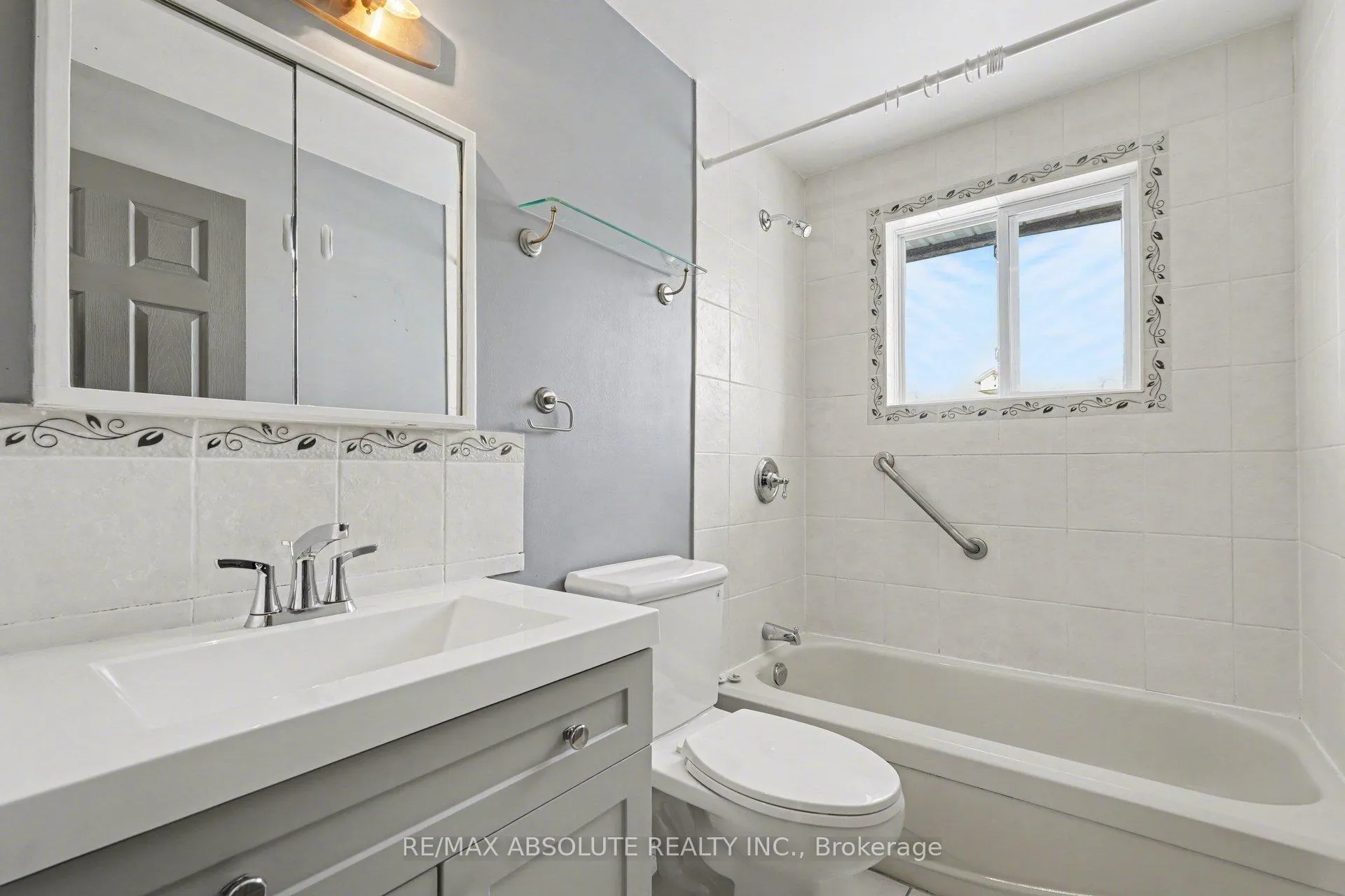 Photo 16 of 126 Ida Street N, Arnprior — HOMEH