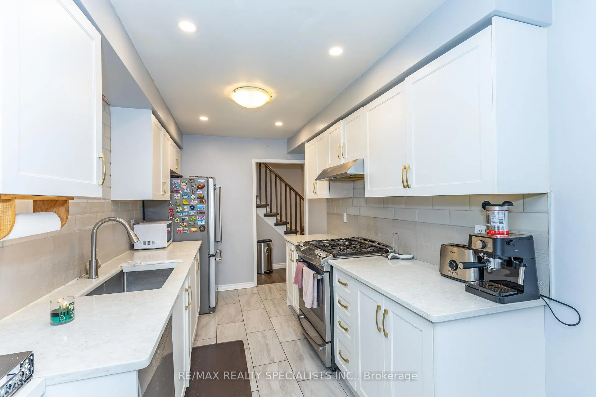Photo 19 of 1837 Valleyview Drive, Pickering, Highbush — HOMEH