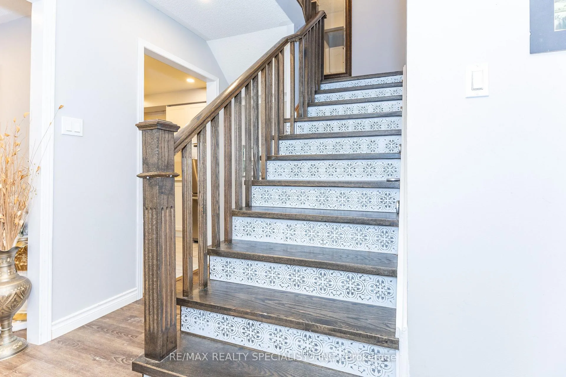 Photo 24 of 1837 Valleyview Drive, Pickering, Highbush — HOMEH