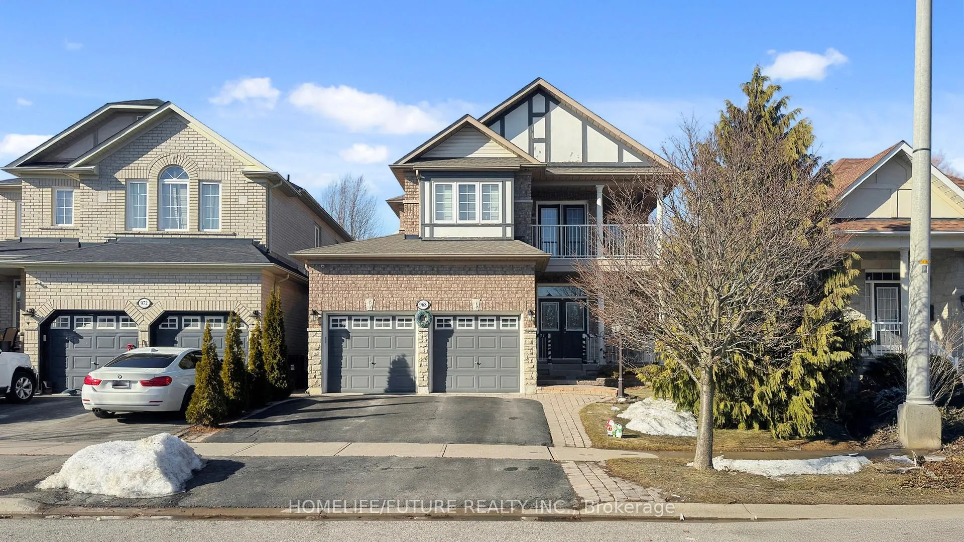 Front of 968 Coyston Drive