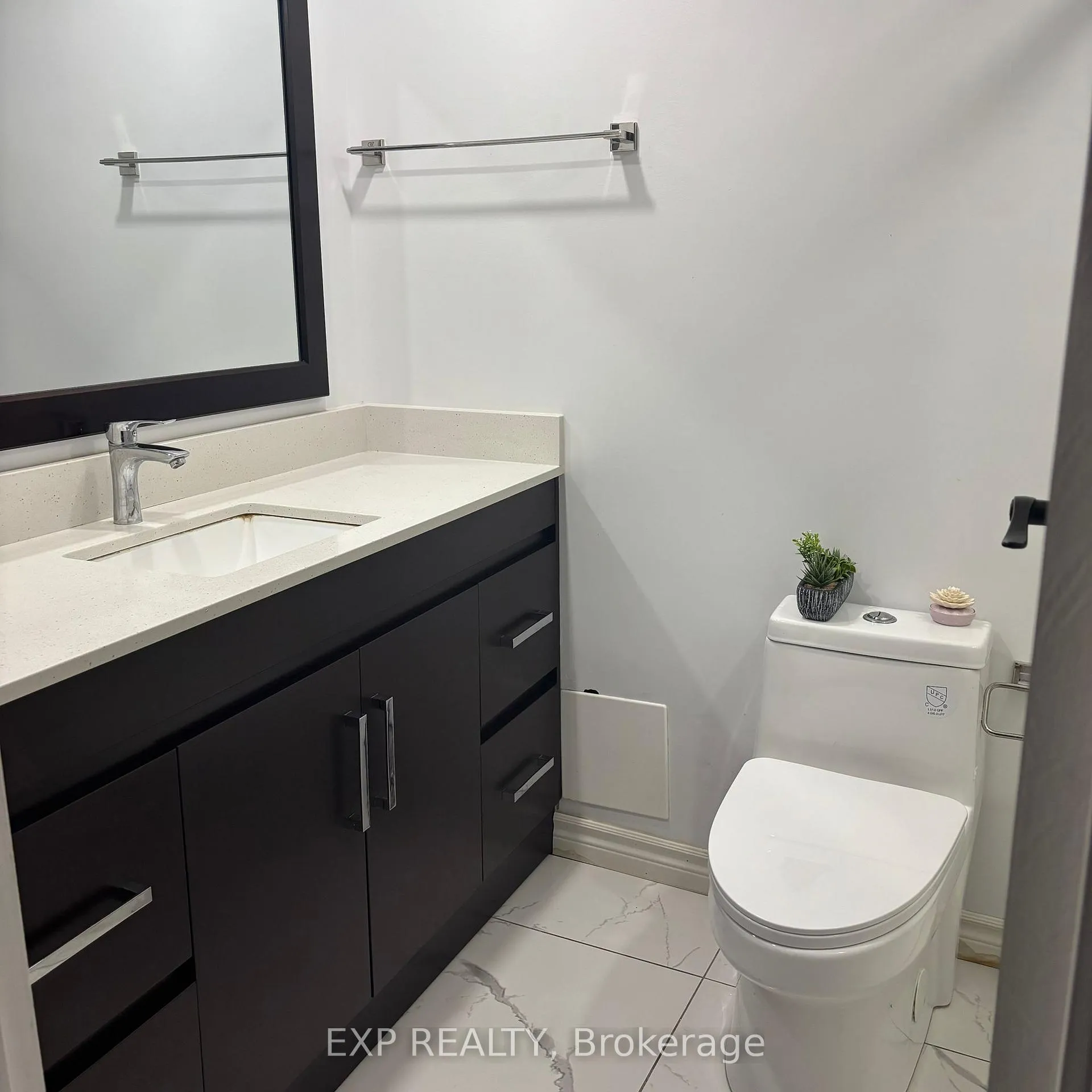 Photo 9 of Unit 2009, 236 Albion Road, Etobicoke, Elms-Old Rexdale — HOMEH