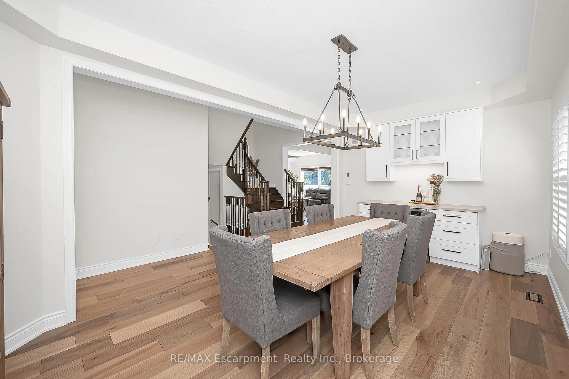 Photo 6 of 23 Howard Marshall Street, North Dumfries — HOMEH