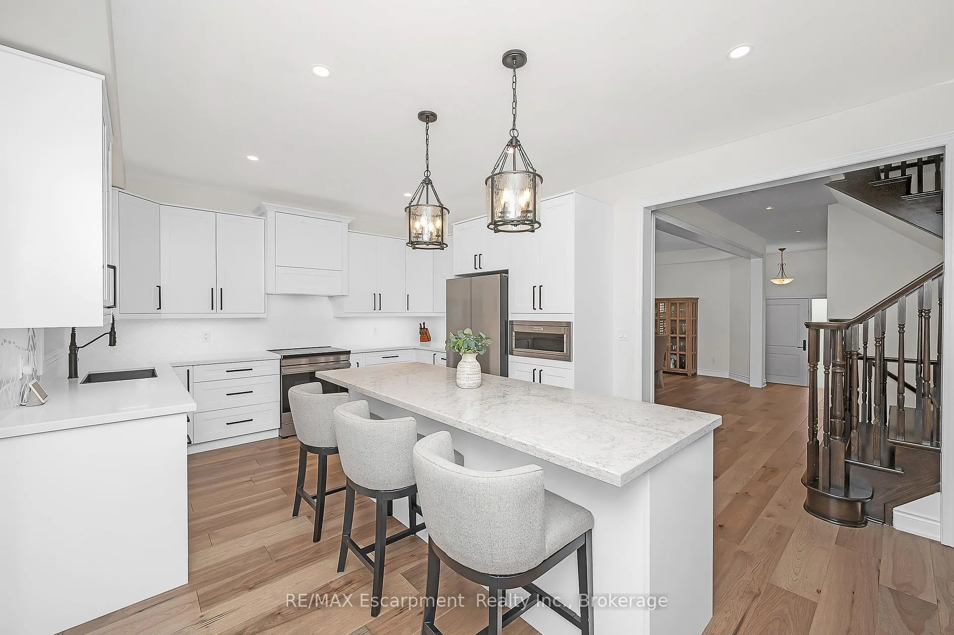 Photo 10 of 23 Howard Marshall Street, North Dumfries — HOMEH