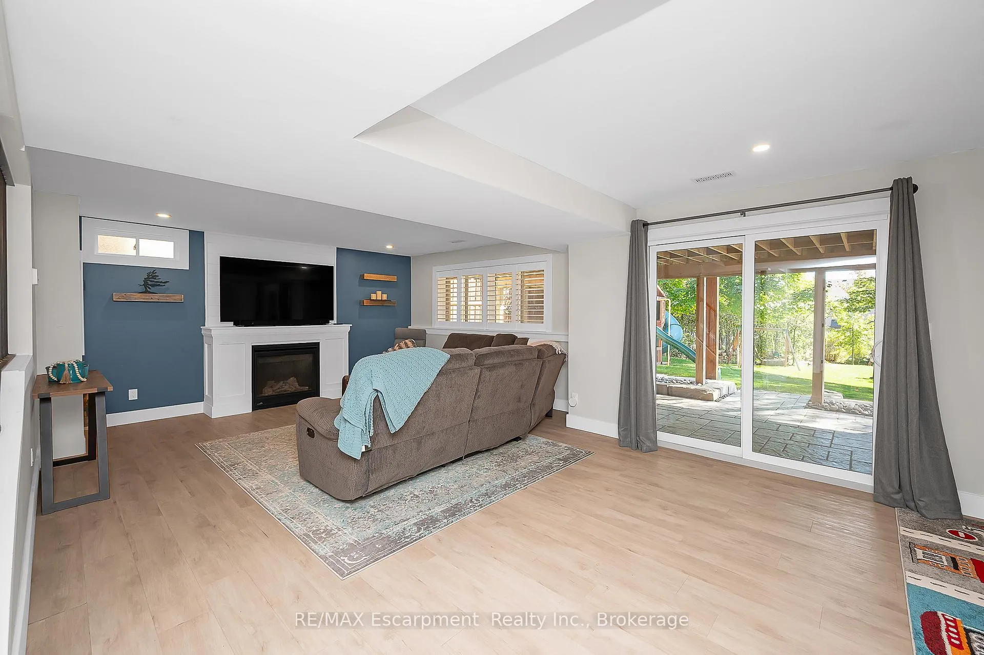 Photo 30 of 23 Howard Marshall Street, North Dumfries — HOMEH