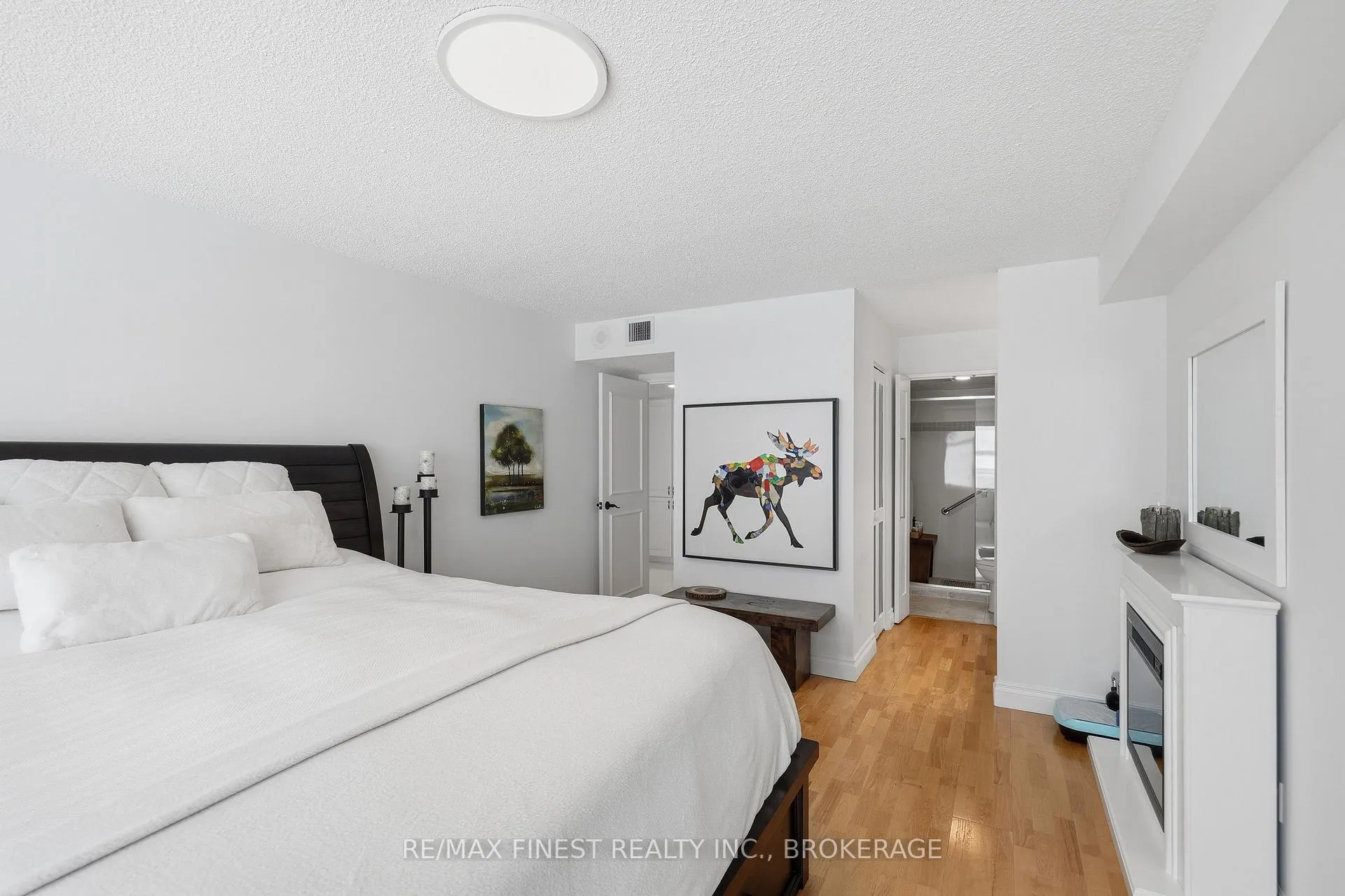 Photo 17 of Unit 608, 185 Ontario Street, Kingston, Central City East — HOMEH